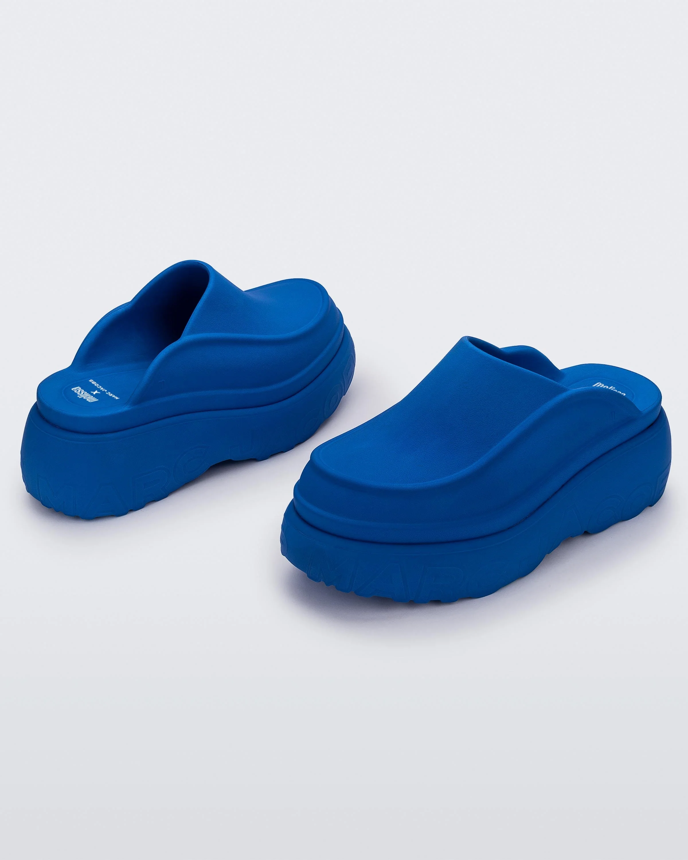 Clog - Image 2