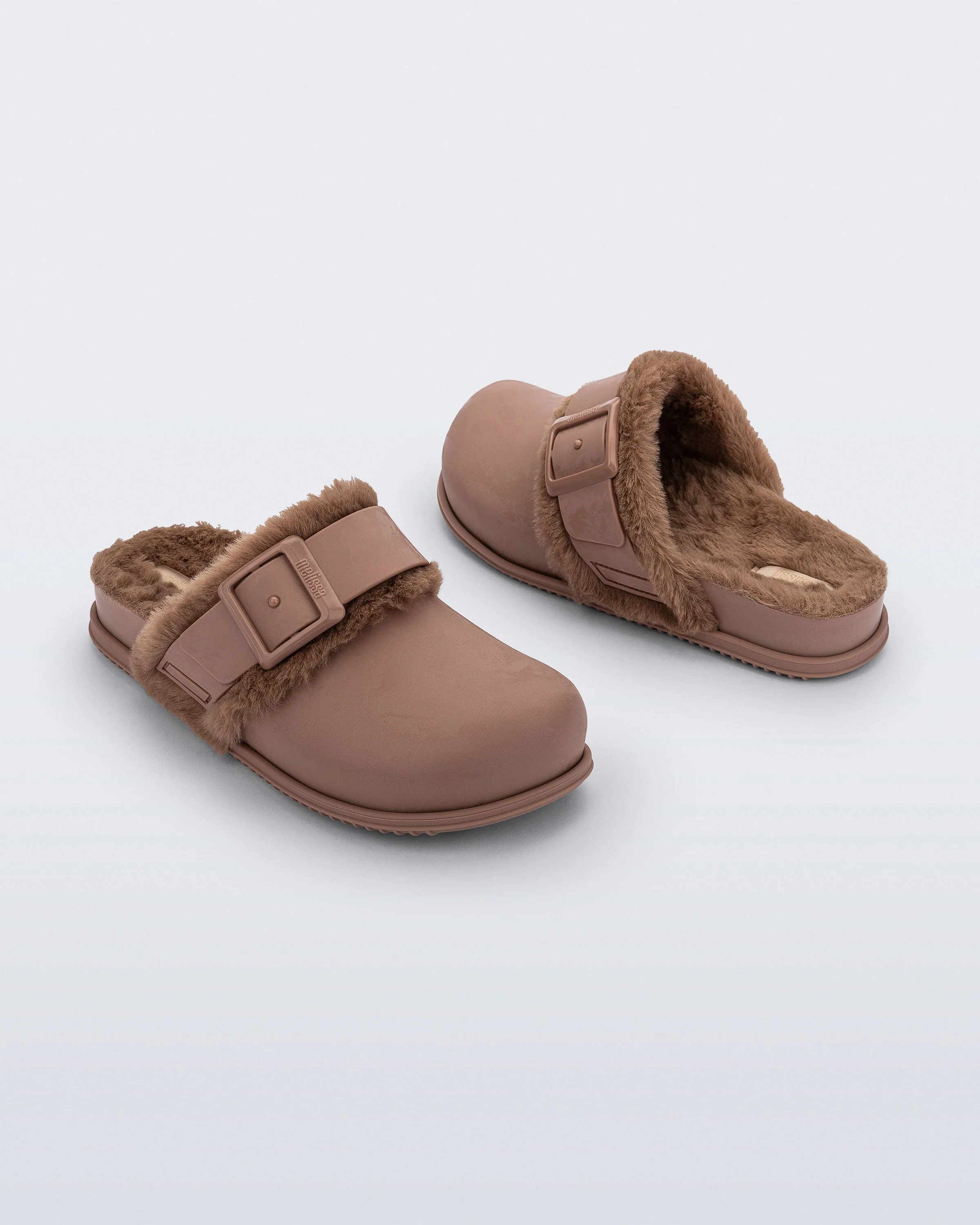 Cozy Warm Clog - Image 2