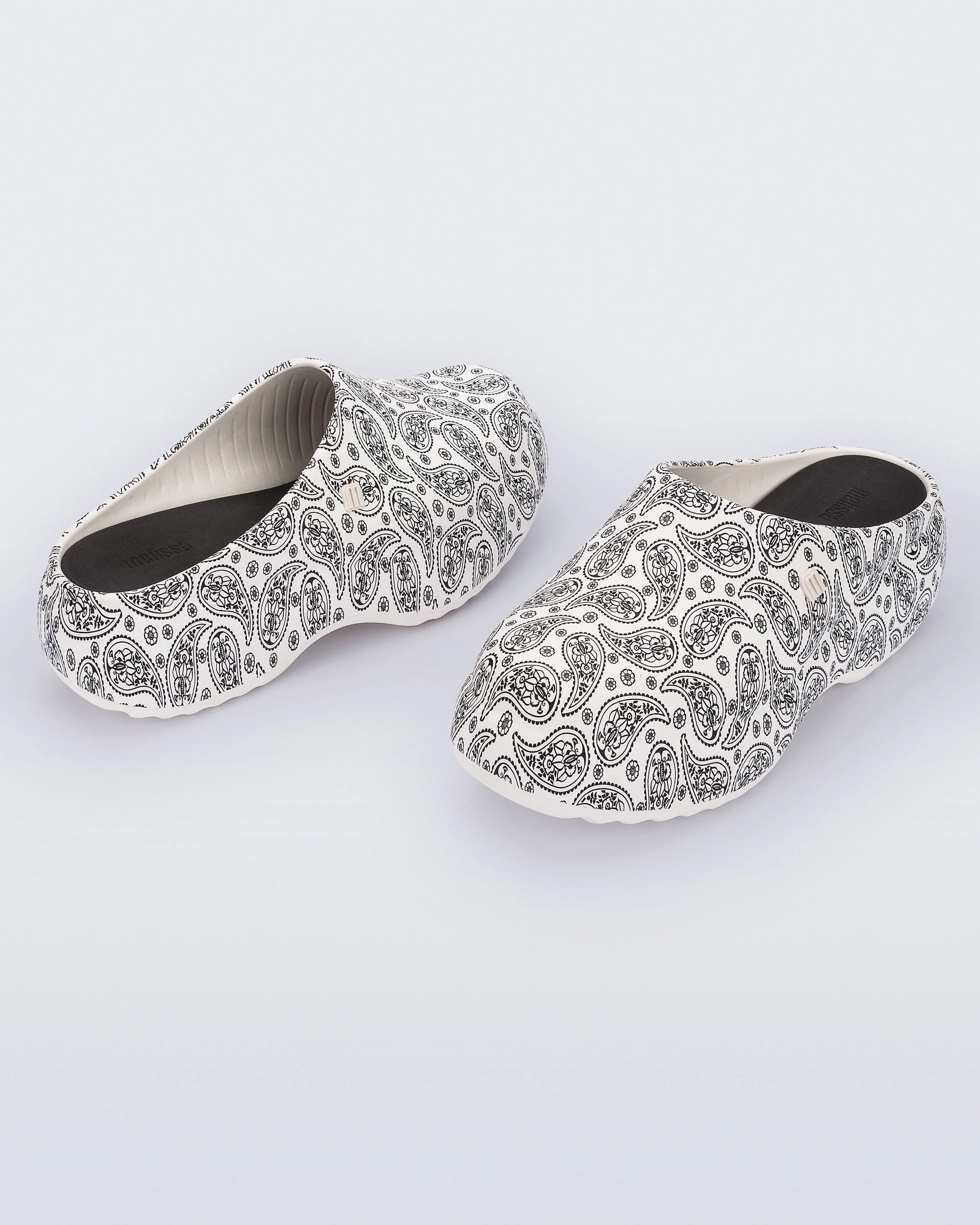 Free Clog Print Platform - Image 2