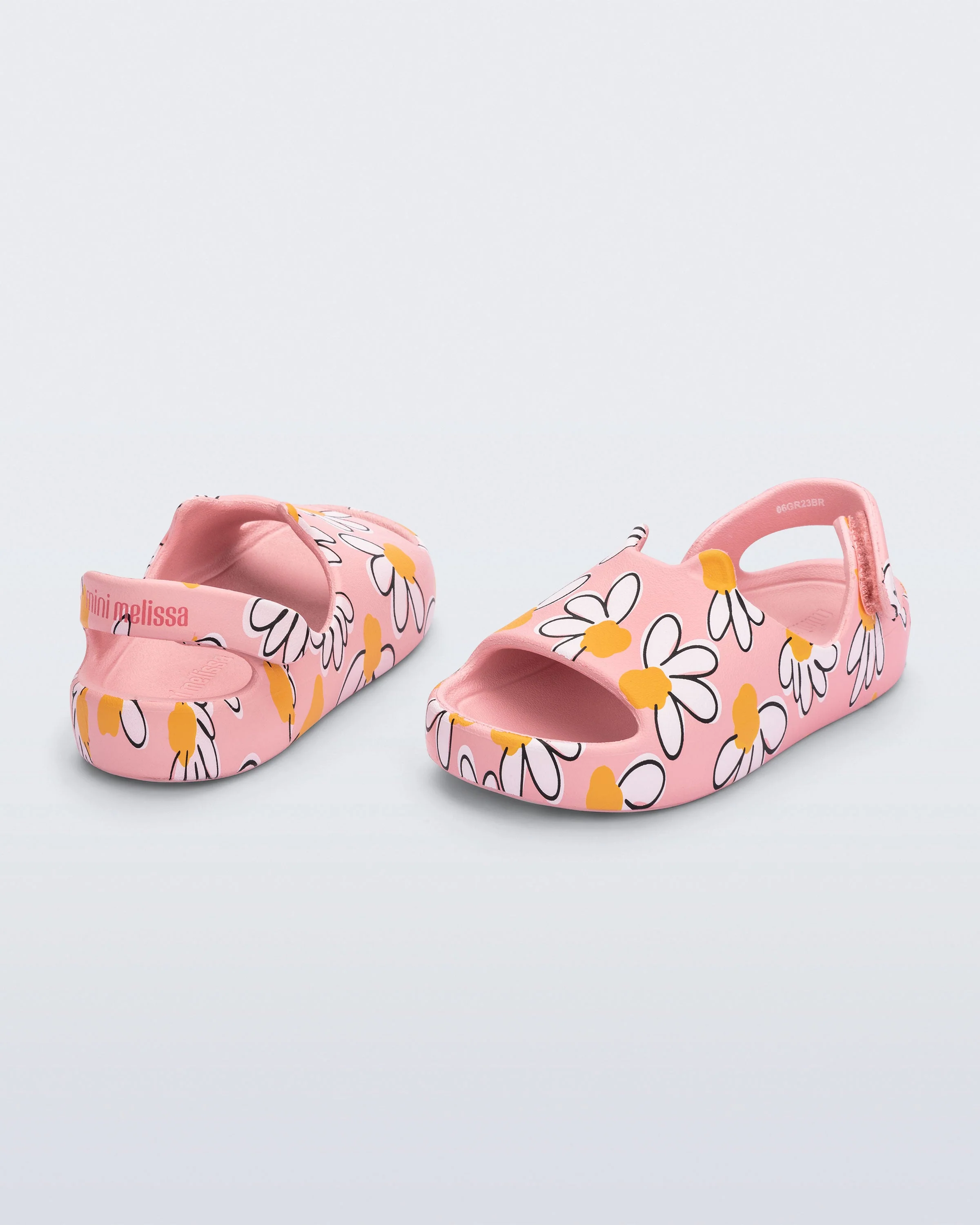 Free Cute - Image 3