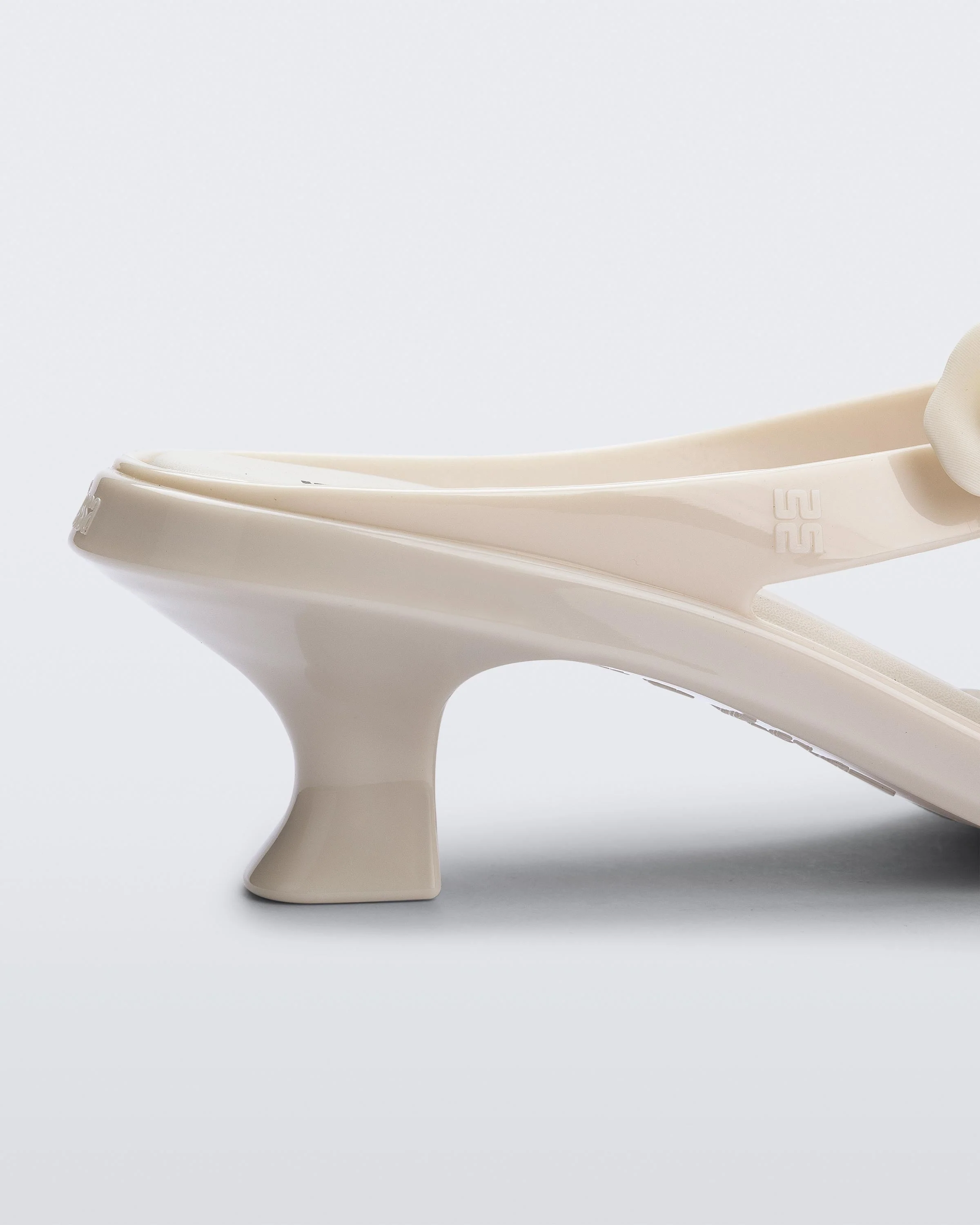 Kitten Heel Petals - Image 6