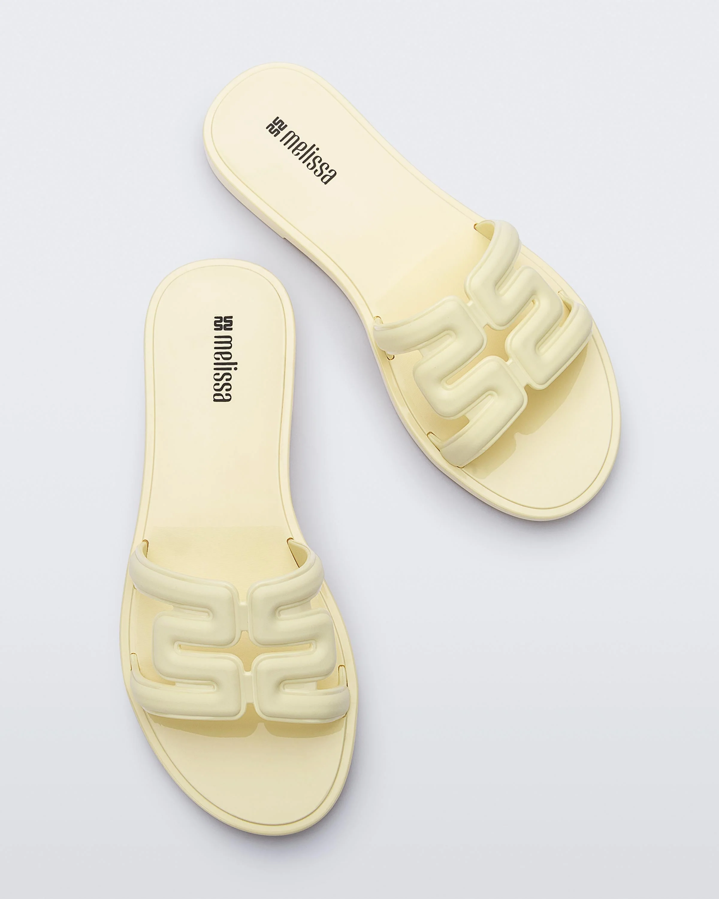 M Slide - Image 4