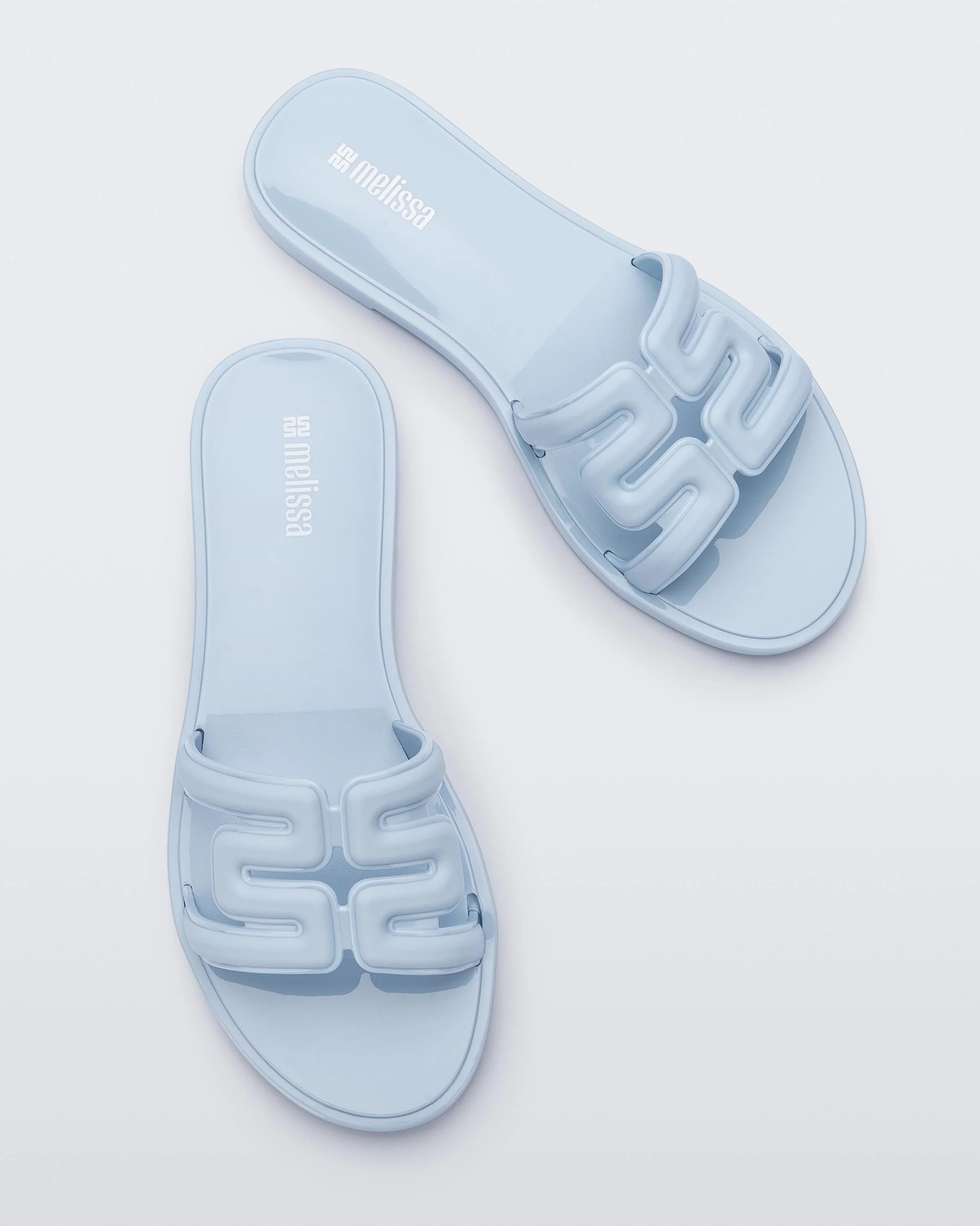 M Slide - Image 4