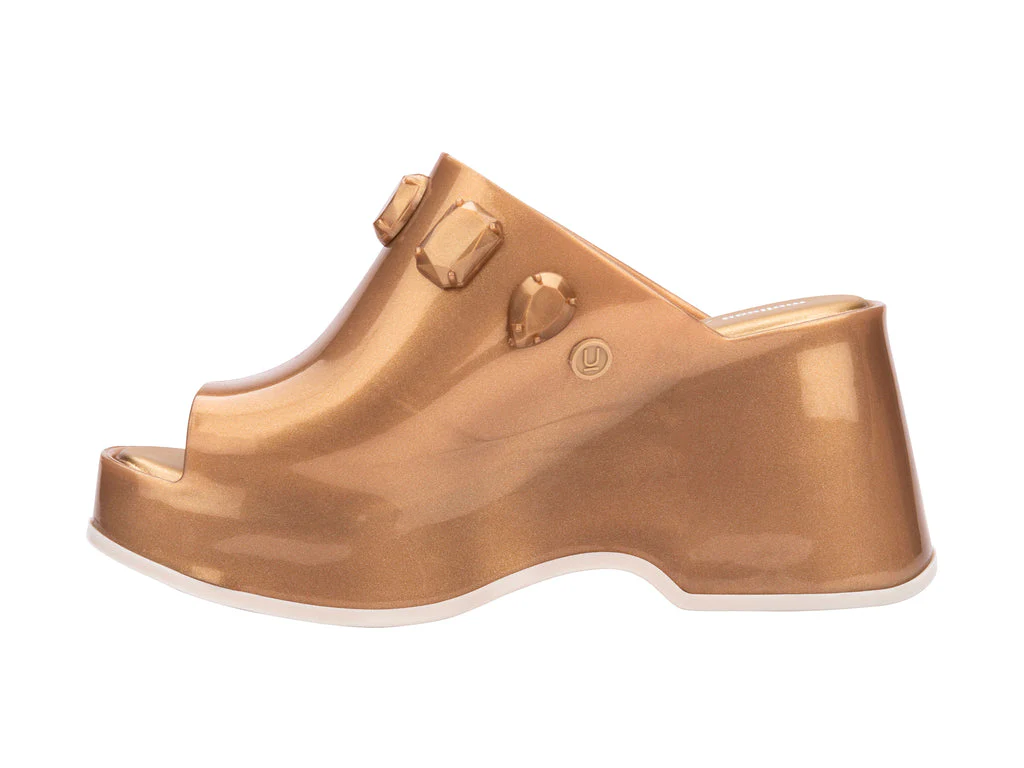 Patty Stones - Image 6