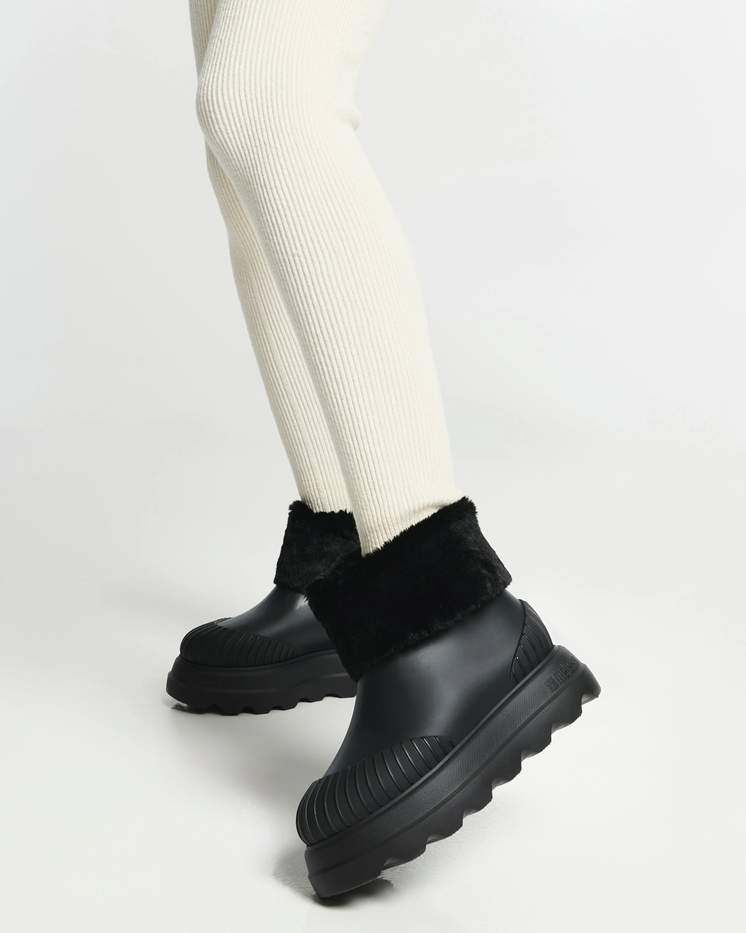 Warm Boot - Image 2